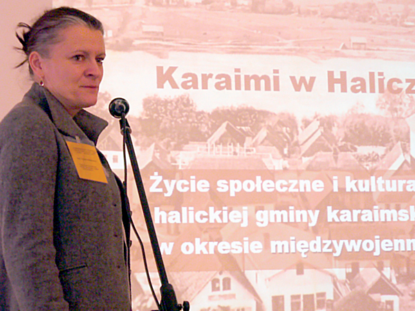 Anna Sulimowicz o Karaimach (Fot. Marcin Romer, Konstanty Czawaga)