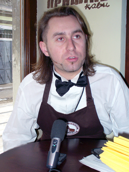 Pomysłodawca i współwłaściciel lwowskich kawiarni tematycznych Jurek Nazaruk  (Fot. Konstanty Czawaga)
