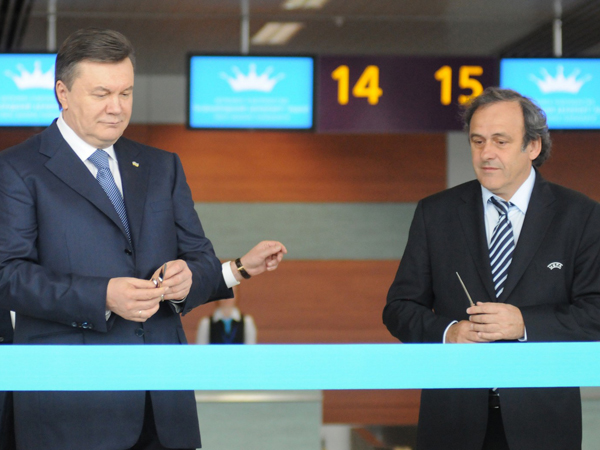 Otwarto nowy terminal lotniczy przed Euro 2012!