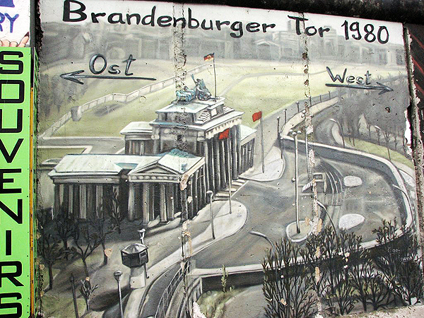 Mur Berliński (Fot. www.ichip.pw.edu.pl)