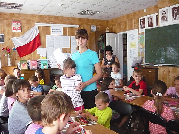 Letnia Szkoła w Centrum im. K. Makuszyńskiego w Stryju (Fot. Kongres Oświaty Polonijnej) 