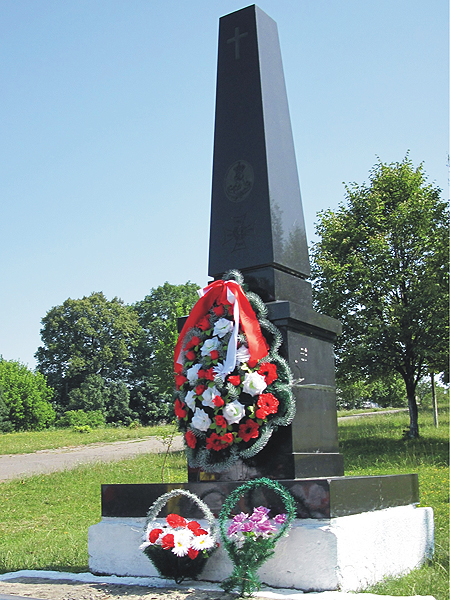 Obelisk upamiętniający miejsce bitwy pod Zieleńcami (Fot. Wiktoria Radik)