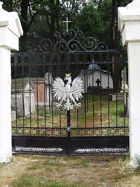 Brama cmentarna (Fot. Stanisława Patkowska-Kolusenko)
