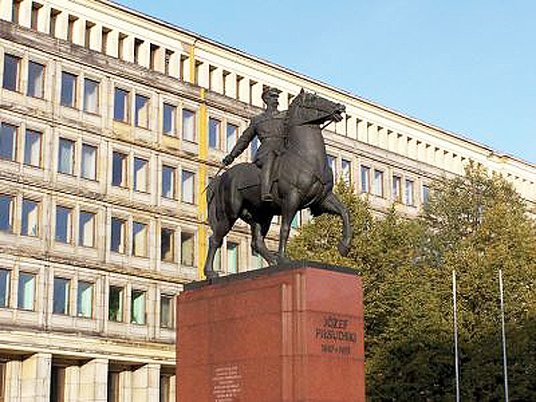 Katowice. Piłsudski na kasztance (Fot. dziennikpolski24.pl)