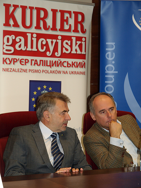 Prof. Bogdan Hud i Paweł Zalewski, poseł do Parlamentu Europejskiego (Fot. Marcin Romer)