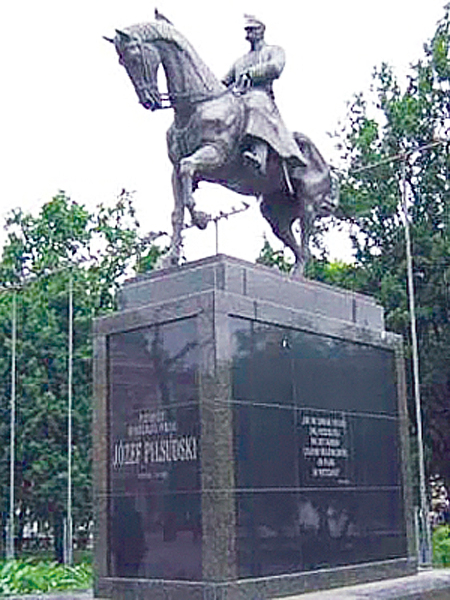 Piłsudski na Kasztance z Lublina (Fot. dziennikpolski24.pl)