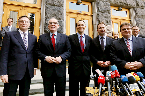 Konferencja prasowa ministrów (Fot. msz.gov.pl)