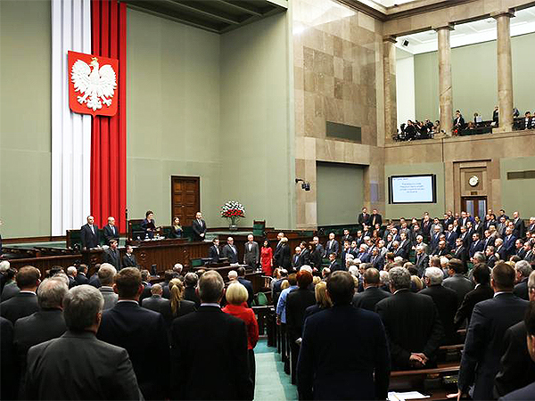 Sejm podjął uchwałę w sprawie sytuacji na Ukrainie