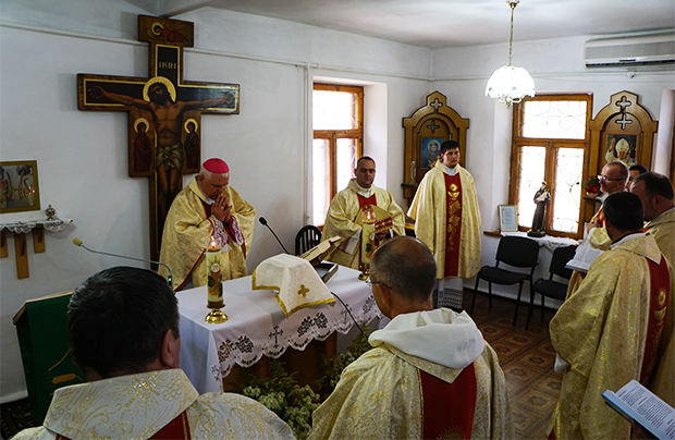 Kościół rzymskokatolicki na Krymie trwa