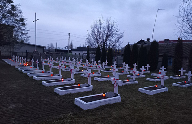 Ukraińcy uporządkowali polskie cmentarze w Szpanowie, Żurawnikach i Rokitnie