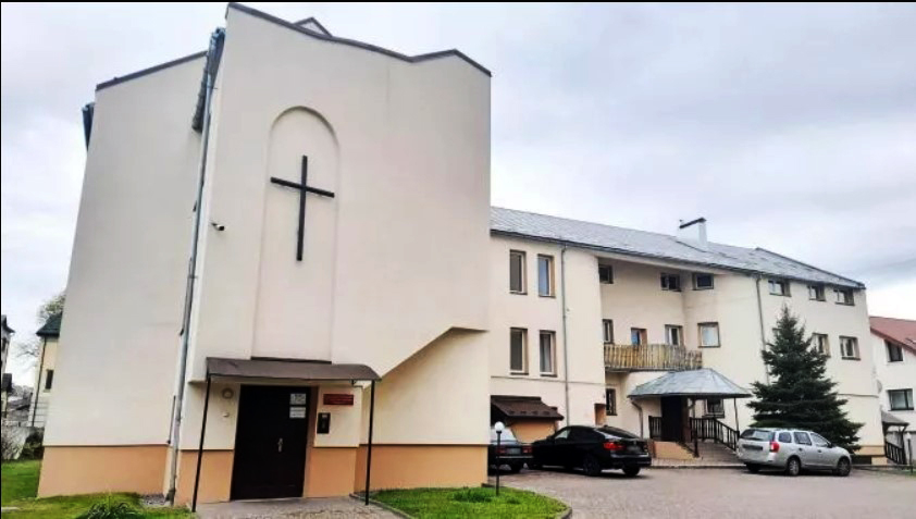 Dom parafialny w Iwano-Frankiwsku schronieniem dla przesiedleńców
