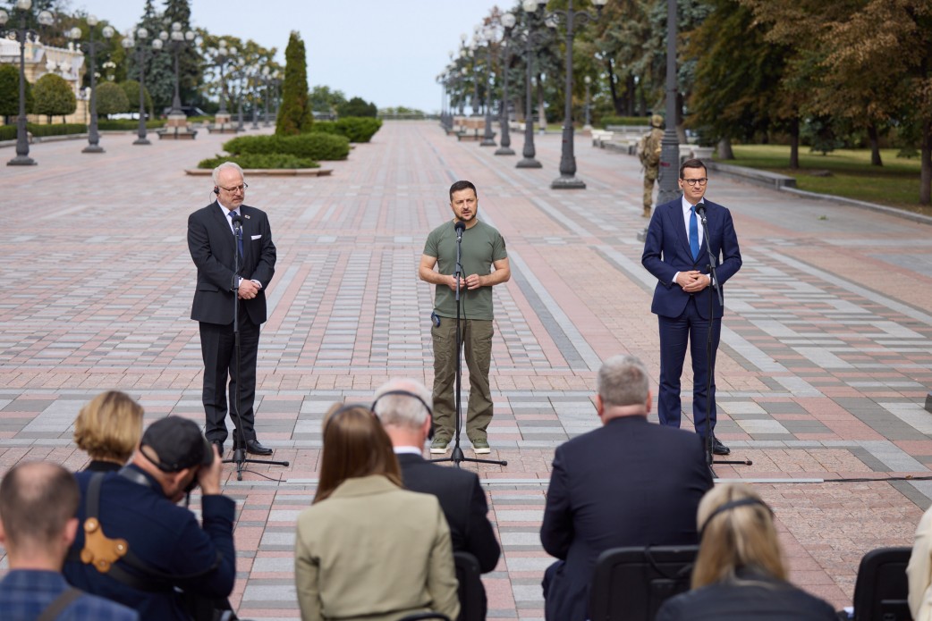 Premier Morawiecki złożył wizytę w Kijowie