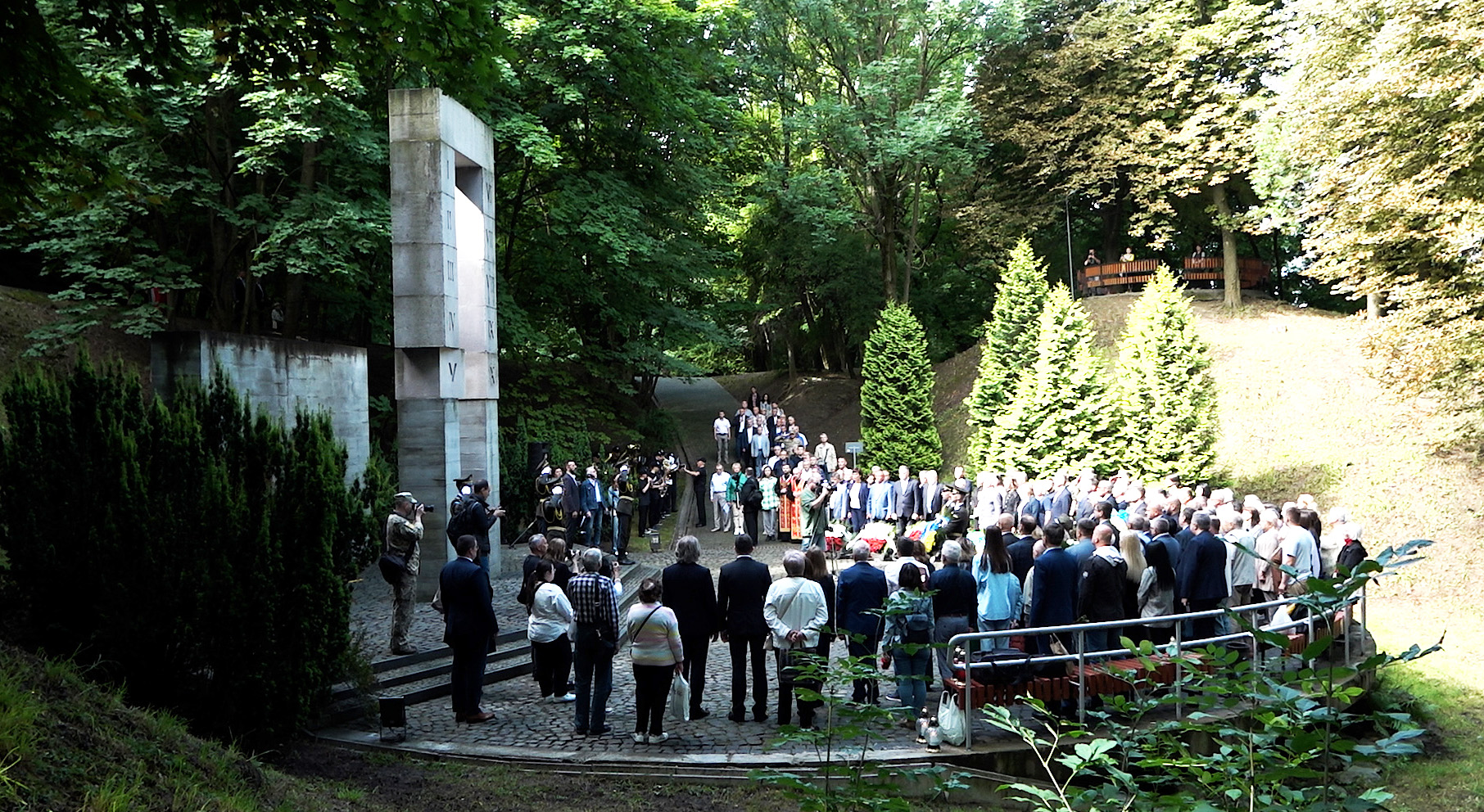 Uczczenie pamięci 83. rocznicy mordu polskich profesorów na Wzgórzach Wuleckich
