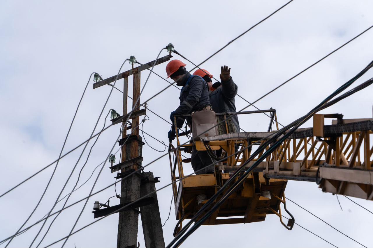 Zmasowany atak rakietowy na infrastrukturę energetyczną Ukrainy