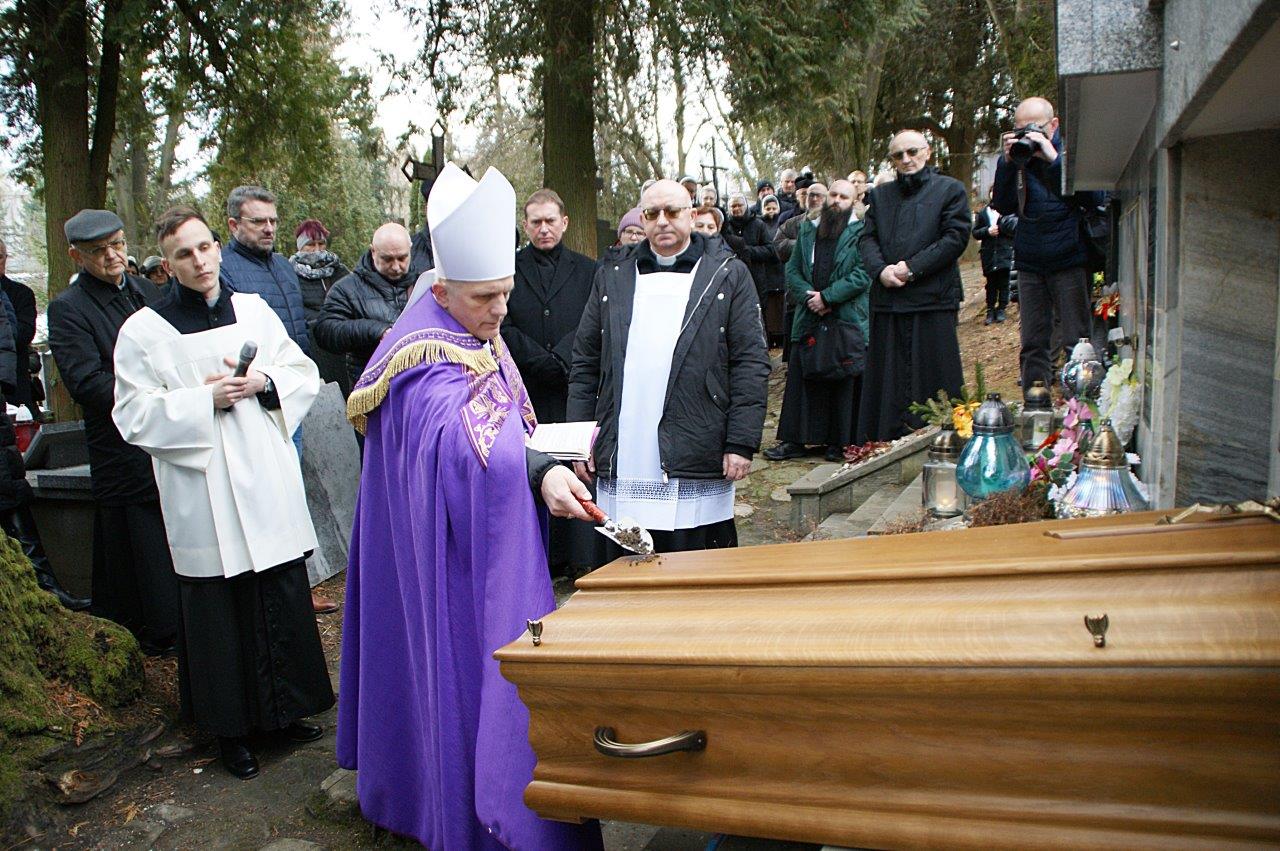 Ostatnie pożegnanie śp. księdza Tadeusza Patera – Kresowianina