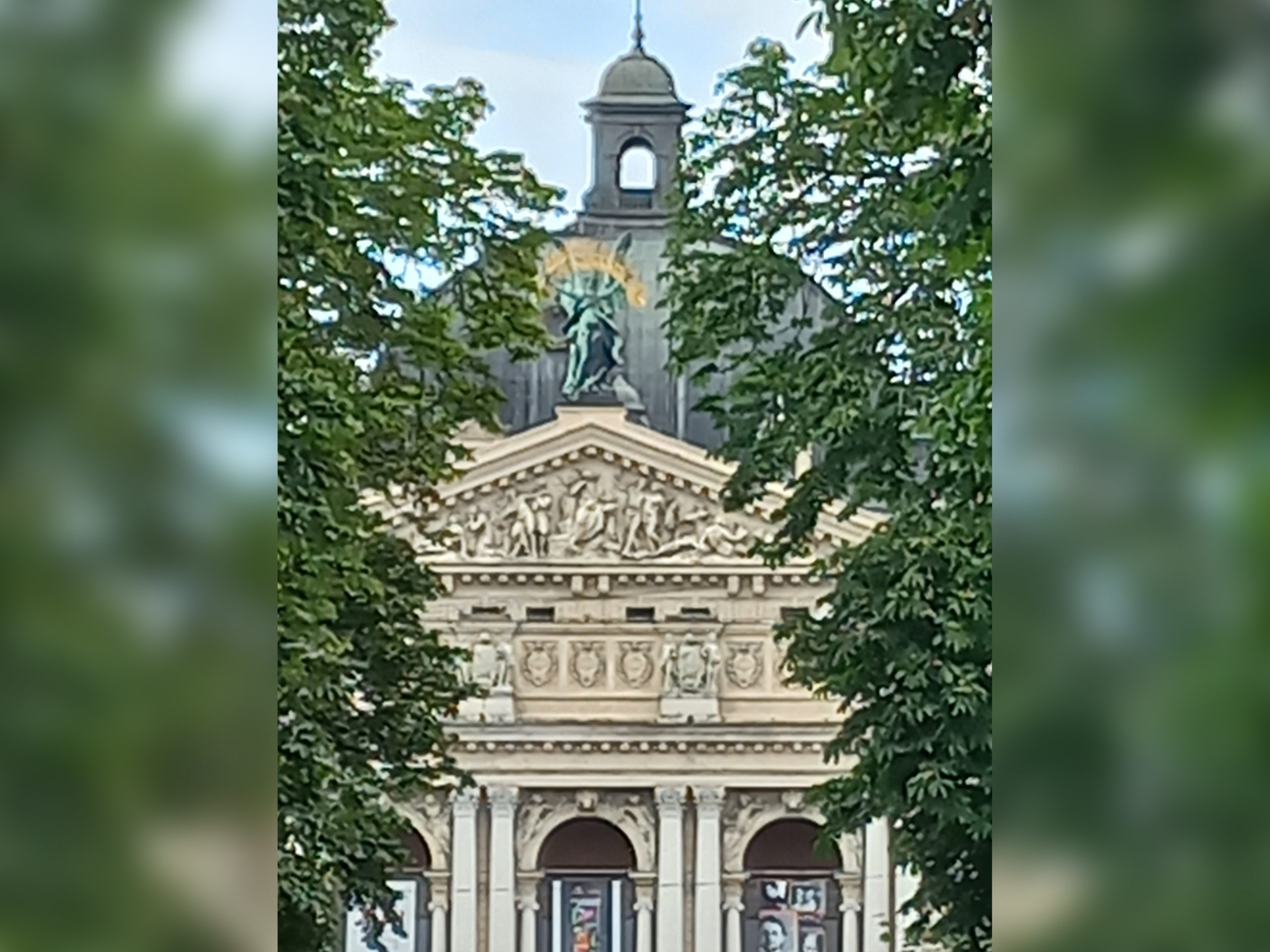 Ludwik Heller – dyrektor lwowskich teatrów, reżyser, organizator życia muzycznego we Lwowie. Część 1