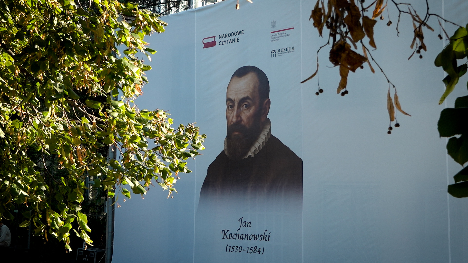 Narodowe Czytanie poezji Jana Kochanowskiego w Ogrodzie Botanicznym we Lwowie