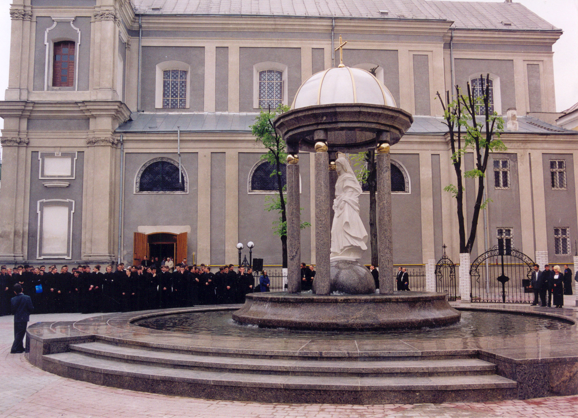Stanisławowskie fontanny. Część 2
