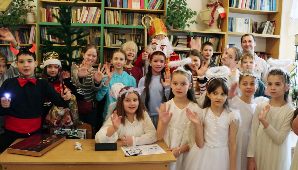 Święty Mikołaj odwiedził uczniów polskich szkół we Lwowie