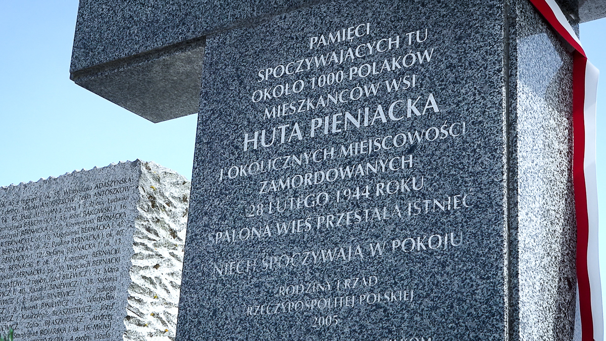 Pamięć, która zobowiązuje. W Hucie Pieniackiej uczczono 82. rocznicę zbrodni na polskiej ludności