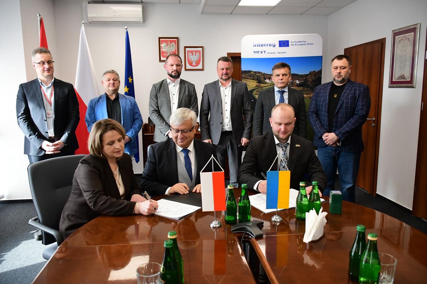 Ukraina i Polska rozpoczynają remont mostu w obwodzie tarnopolskim