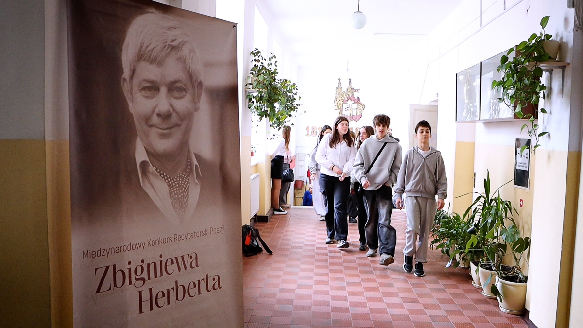 Zbigniew Herbert – ustami młodzieży